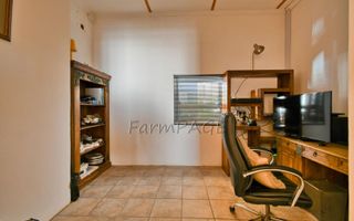 4 Bedroom Small Holding / Plot For Sale in Otavi