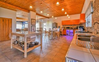 4 Bedroom Small Holding / Plot For Sale in Otavi