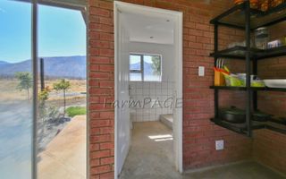 4 Bedroom Small Holding / Plot For Sale in Otavi