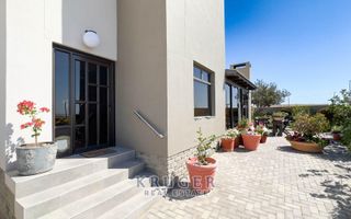 5 Bedroom House For Sale in Swakopmund Ext 22, Swakopmund