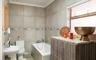 5 Bedroom House For Sale in Swakopmund Ext 22, Swakopmund