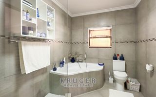 5 Bedroom House For Sale in Swakopmund Ext 22, Swakopmund