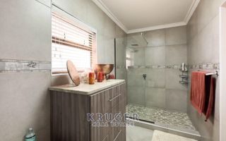 5 Bedroom House For Sale in Swakopmund Ext 22, Swakopmund