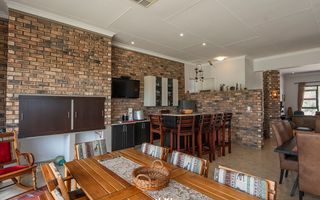 4 Bedroom House For Sale in Finkenstein, Windhoek
