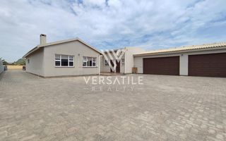 4 Bedroom House For Sale in Ocean View, Swakopmund