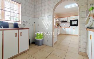 4 Bedroom House For Sale in Ocean View, Swakopmund