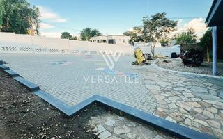 Office / Retail / Mixed Use For Sale in Windhoek West, Windh...