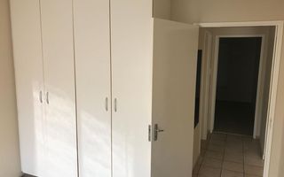 2 Bedroom Apartment For Sale in Pioneerspark, Windhoek