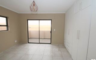 3 Bedroom House To Rent in Long Beach