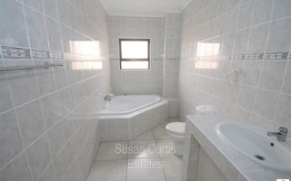 3 Bedroom House To Rent in Long Beach