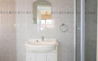 3 Bedroom House To Rent in Long Beach