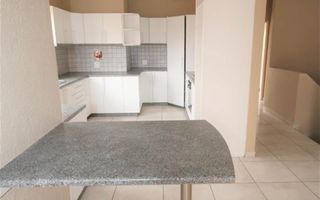 3 Bedroom House To Rent in Long Beach