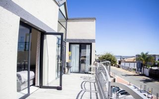 5 Bedroom House For Sale in Kleine Kuppe, Windhoek