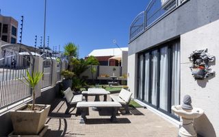 5 Bedroom House For Sale in Kleine Kuppe, Windhoek