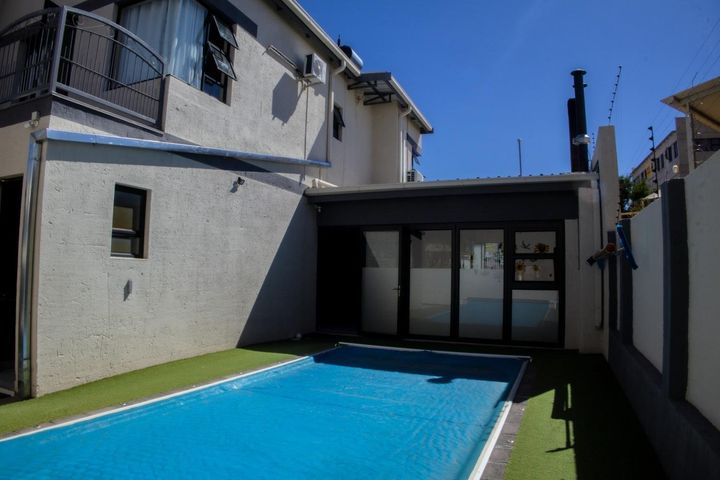 5 Bedroom House For Sale in Kleine Kuppe, Windhoek