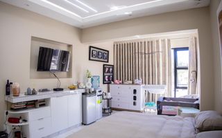 5 Bedroom House For Sale in Kleine Kuppe, Windhoek