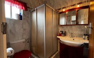 6 Bedroom House For Sale in Olympia, Windhoek