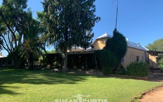 15 Bedroom Farm For Sale in Dordabis