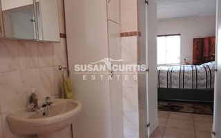 4 Bedroom House For Sale in Ocean View, Swakopmund