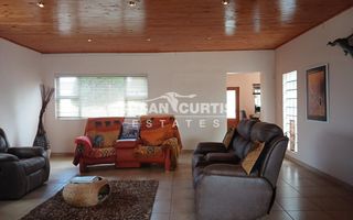 4 Bedroom House For Sale in Ocean View, Swakopmund