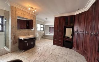 4 Bedroom House For Sale in Swakopmund Central, Swakopmund