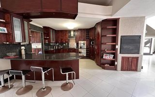 4 Bedroom House For Sale in Swakopmund Central, Swakopmund