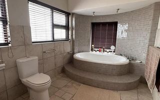 4 Bedroom House For Sale in Swakopmund Central, Swakopmund