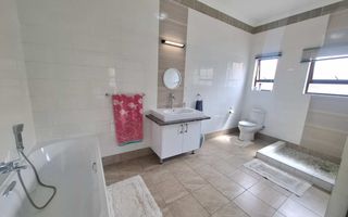 6 Bedroom House For Sale in Auasblick, Windhoek