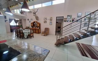 6 Bedroom House For Sale in Auasblick, Windhoek
