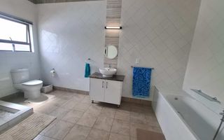 6 Bedroom House For Sale in Auasblick, Windhoek