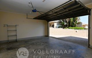 3 Bedroom House For Sale in Vogelstrand, Swakopmund