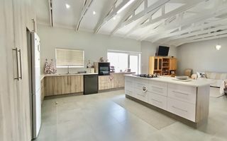 4 Bedroom House For Sale in Mile 4 Extension 1, Swakopmund