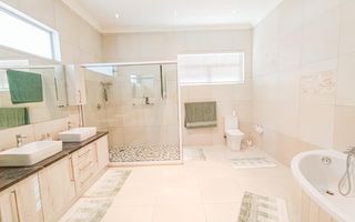 4 Bedroom House For Sale in Mile 4 Extension 1, Swakopmund