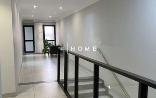 5 Bedroom House For Sale in Kleine Kuppe, Windhoek