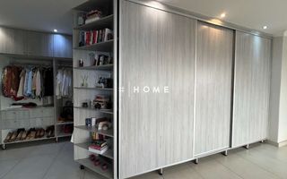 5 Bedroom House For Sale in Kleine Kuppe, Windhoek