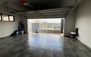 5 Bedroom House For Sale in Kleine Kuppe, Windhoek