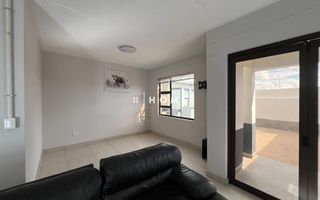 5 Bedroom House For Sale in Kleine Kuppe, Windhoek