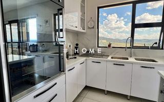 5 Bedroom House For Sale in Kleine Kuppe, Windhoek