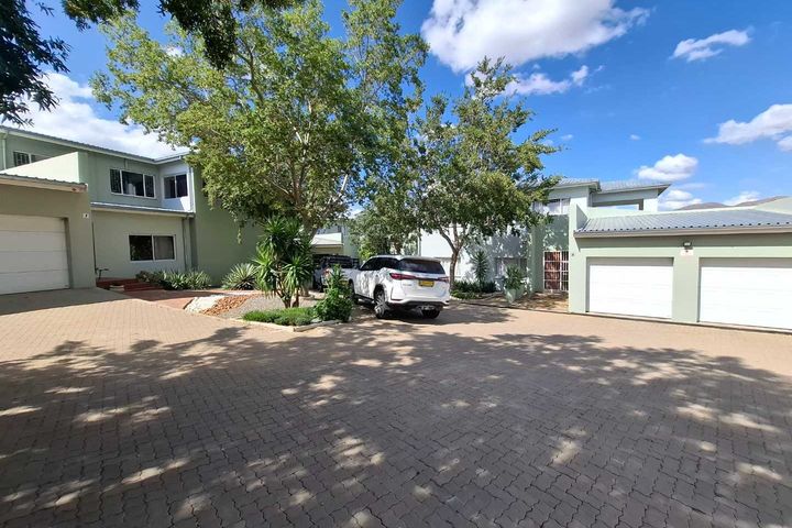 3 Bedroom House For Sale in Olympia, Windhoek