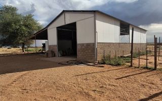 3 Bedroom Farm For Sale in Stampriet