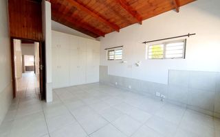 6 Bedroom House For Sale in Henties Bay Central, Henties Bay