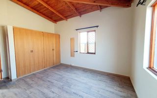 6 Bedroom House For Sale in Henties Bay Central, Henties Bay