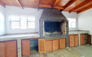 6 Bedroom House For Sale in Henties Bay Central, Henties Bay