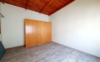 6 Bedroom House For Sale in Henties Bay Central, Henties Bay
