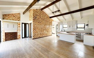 3 Bedroom House For Sale in Henties Bay Central, Henties Bay