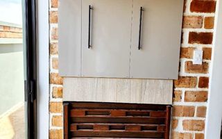 3 Bedroom House For Sale in Henties Bay Central, Henties Bay
