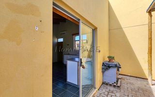 3 Bedroom House For Sale in Henties Bay Central, Henties Bay