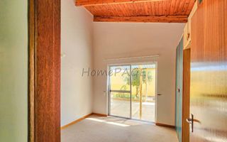 3 Bedroom House For Sale in Henties Bay Central, Henties Bay