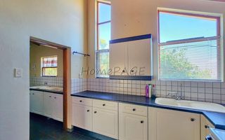 3 Bedroom House For Sale in Henties Bay Central, Henties Bay