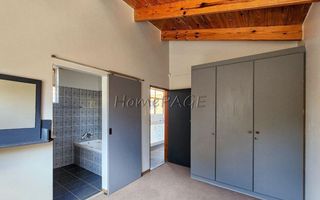 3 Bedroom House For Sale in Henties Bay Central, Henties Bay